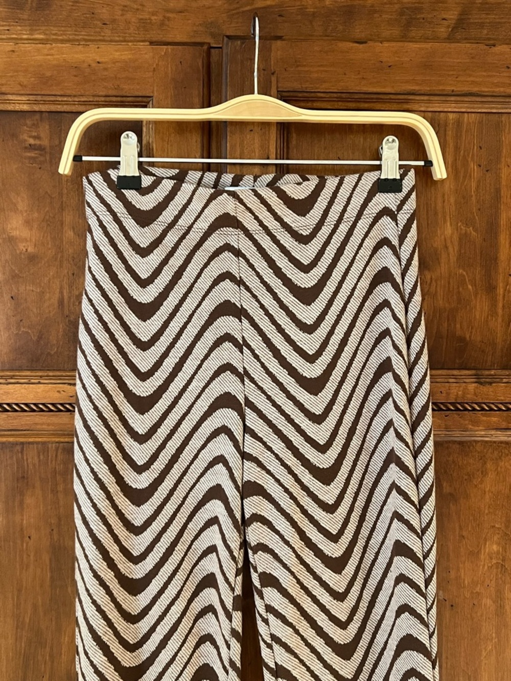 Urban Outfitters Bryn Pull-On Flare Pants | brown & cream | Size S | Like New - Picture 6 of 13
